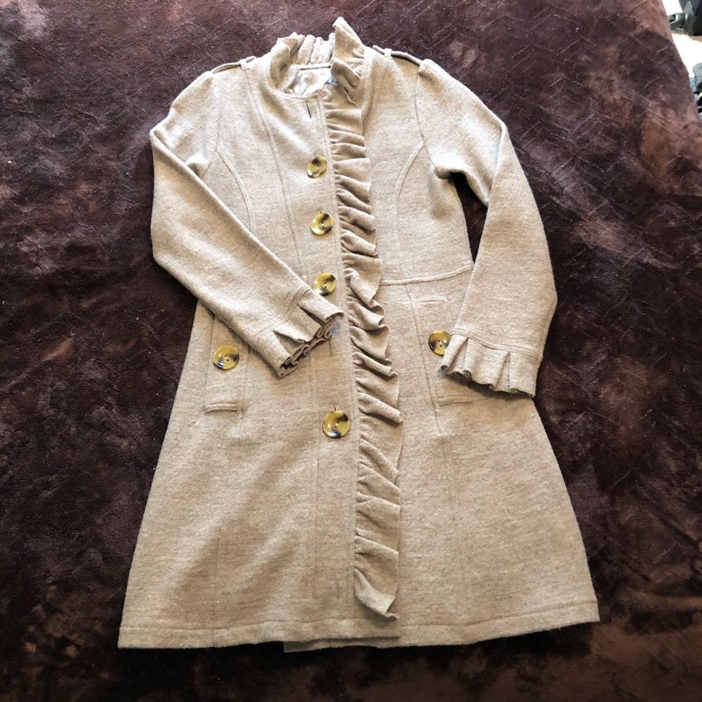 NWOT Gorgeous Wool Coat Taupe Size Small